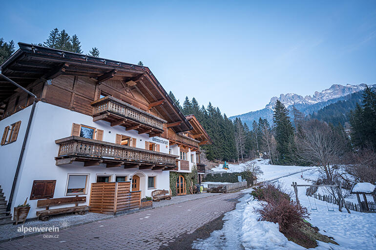 Alpenverein OEAV.CZ Roter Hahn